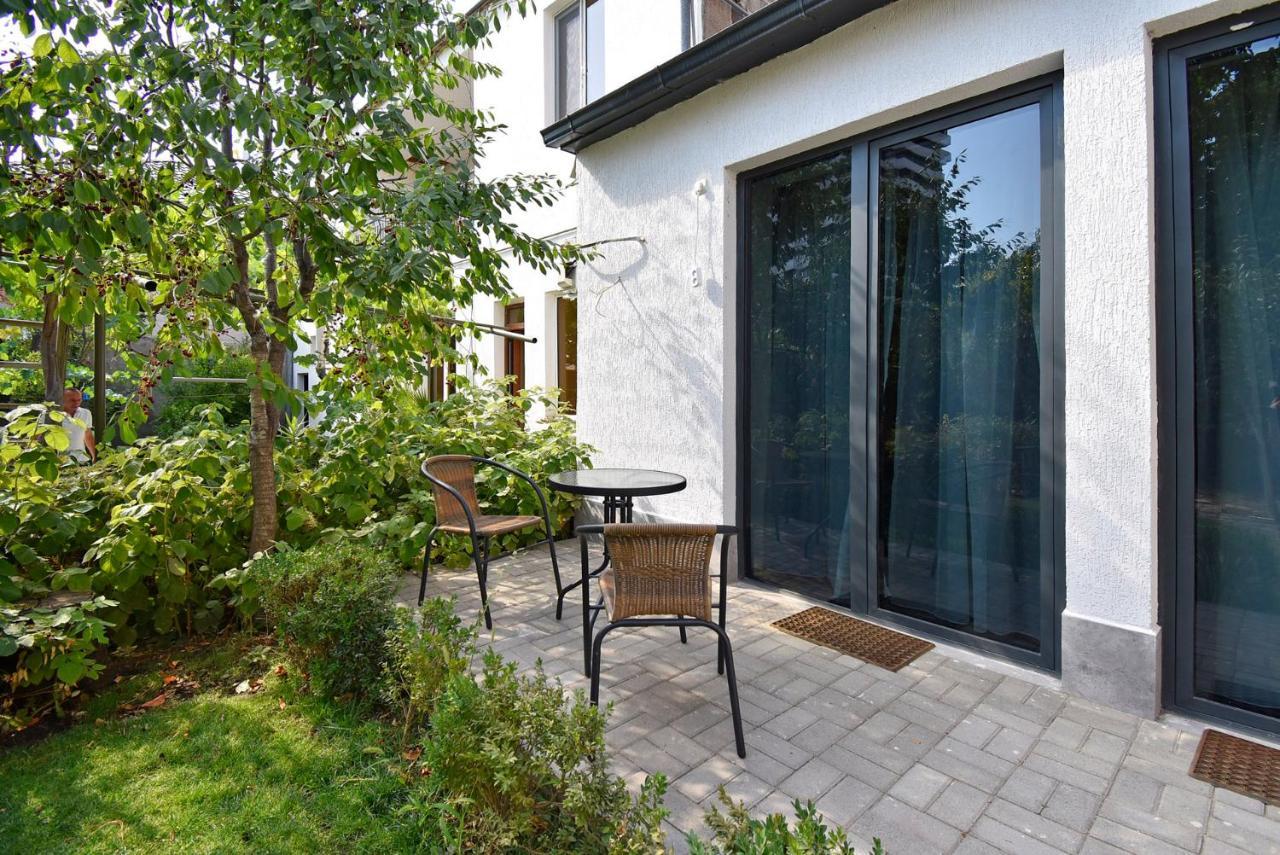 The Nut Guest House Erevan Exterior foto